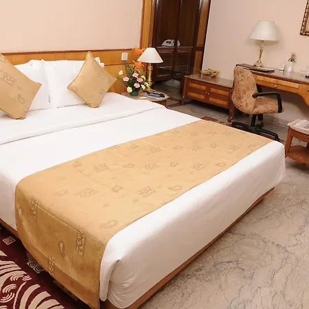 Raj Park Hotel Chennai Exterior photo