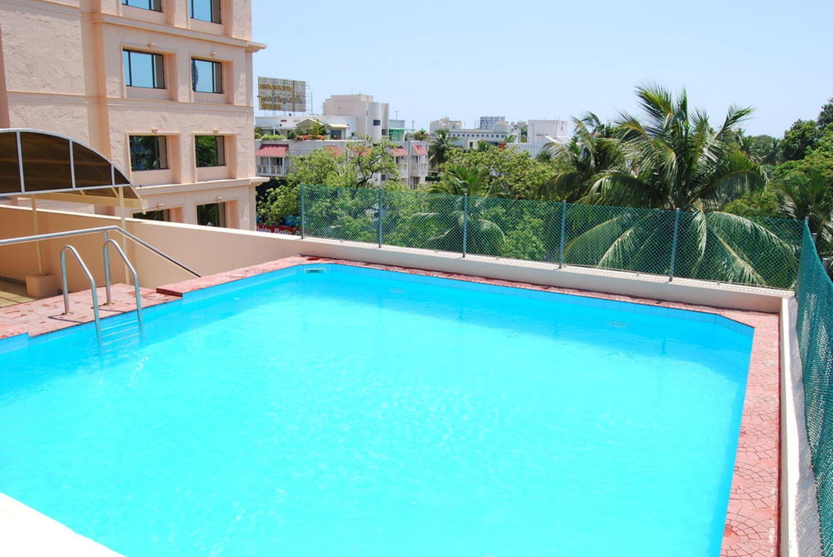Raj Park Hotel